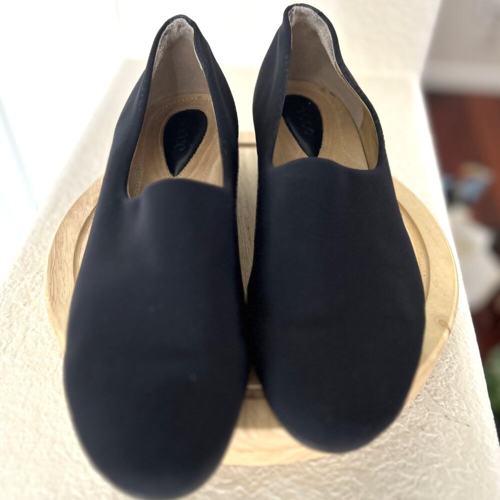 Ecco Women's Black Stretch Slip-On Shoe- Size 41 EU